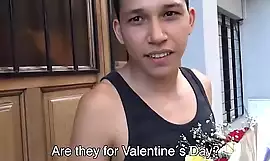 Straight Twink Latino Boy Dibayar Uang Tunai Luar Ruangan Persetan Dengan Produser POV